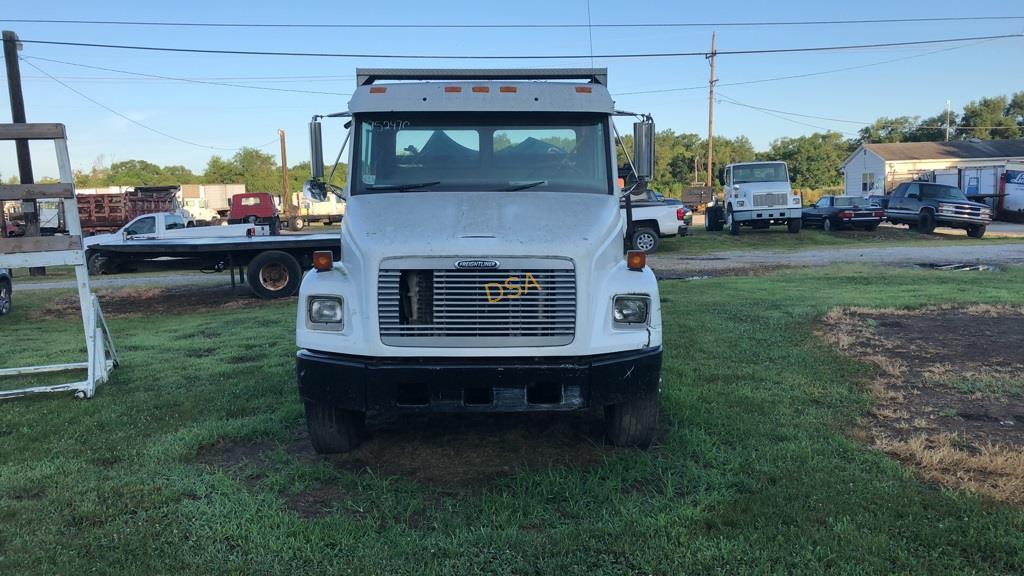 2002 Freightliner FL70 Rollback Truck,