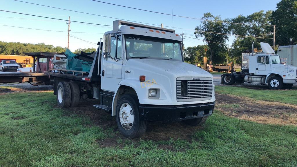 2002 Freightliner FL70 Rollback Truck,