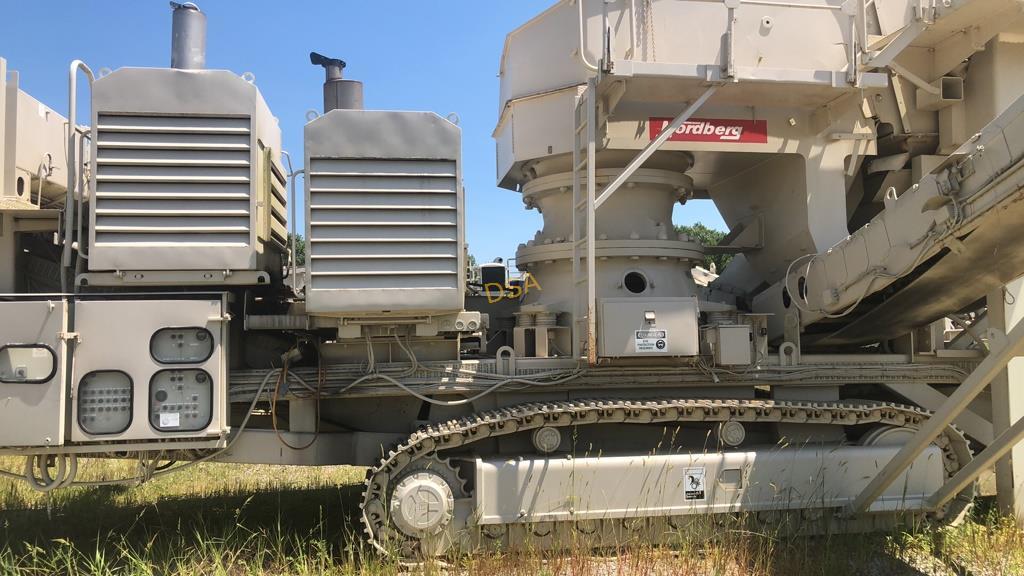 1996 Nordberg Lokotrack 1200 G2812 Cone Crusher,