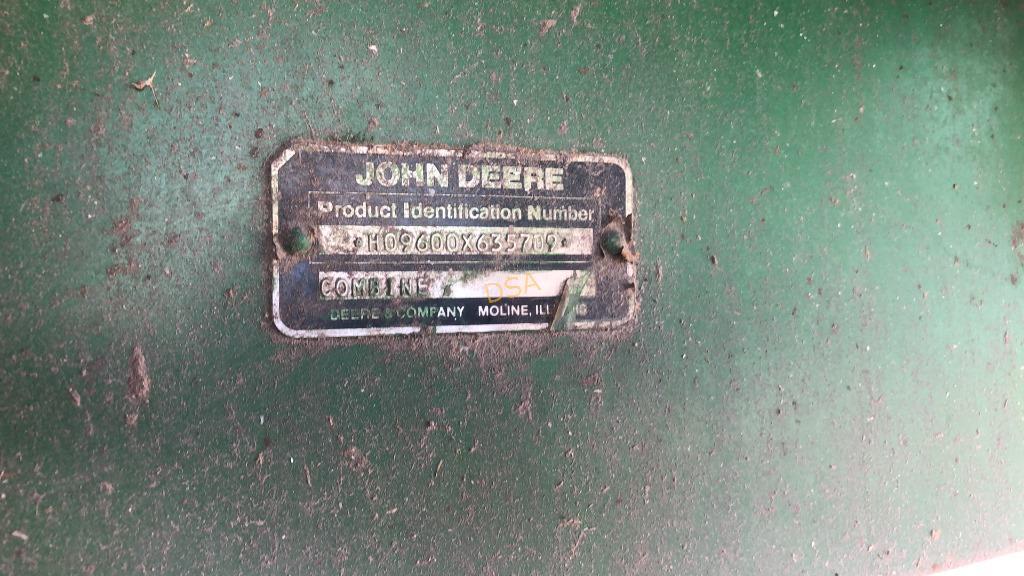 John Deere 9600 Combine,