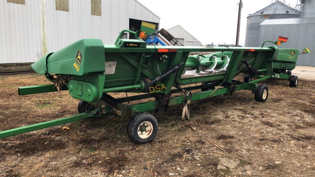 John Deere 893 8 Row Corn Head,