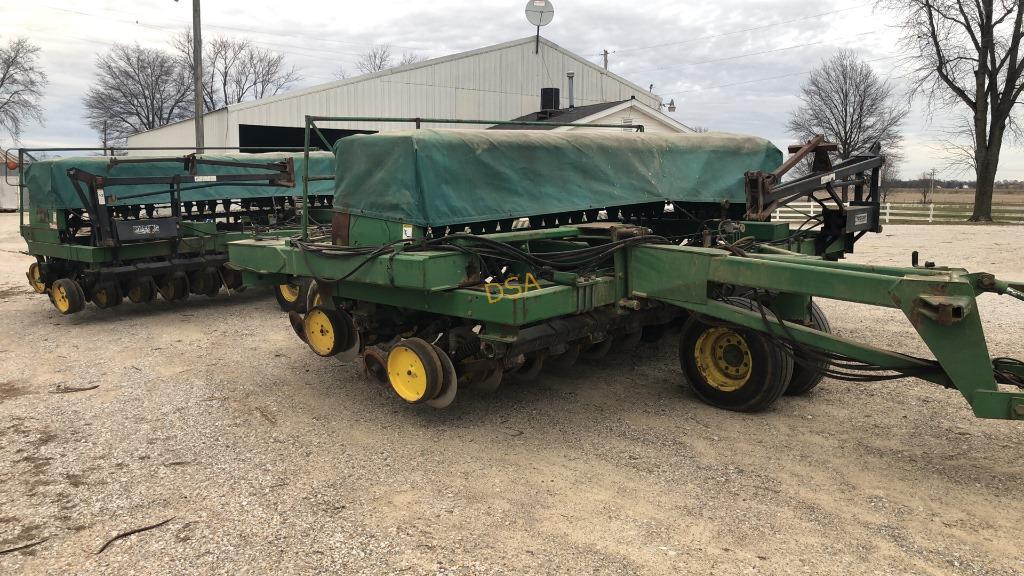 30’ John Deere 750 Seed Drill