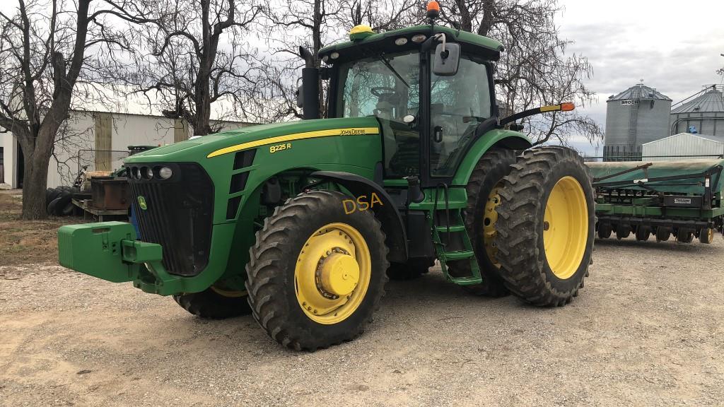 2010 John Deere 8225R Tractor,