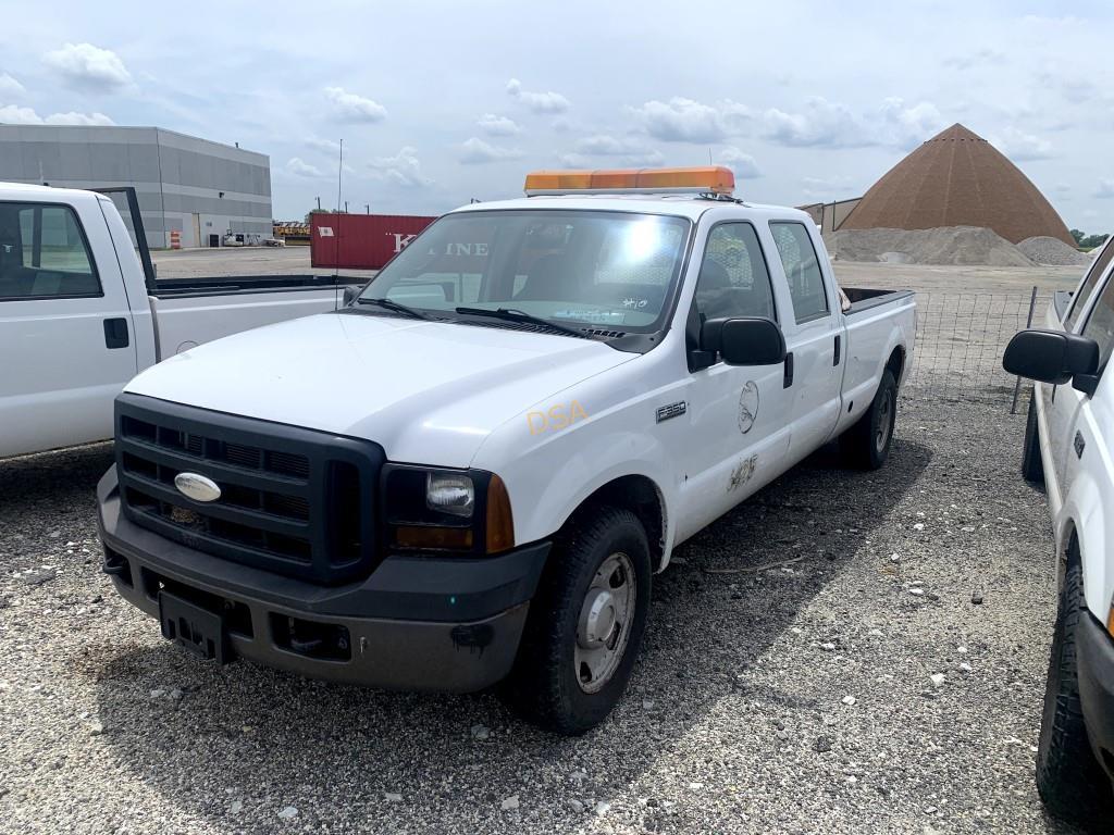 2006 Ford F350 Crew Cab Pickup,