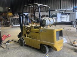 Cat T60B Forklift,