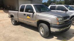 2003 Chevrolet Silverado 2500 Pickup Truck,