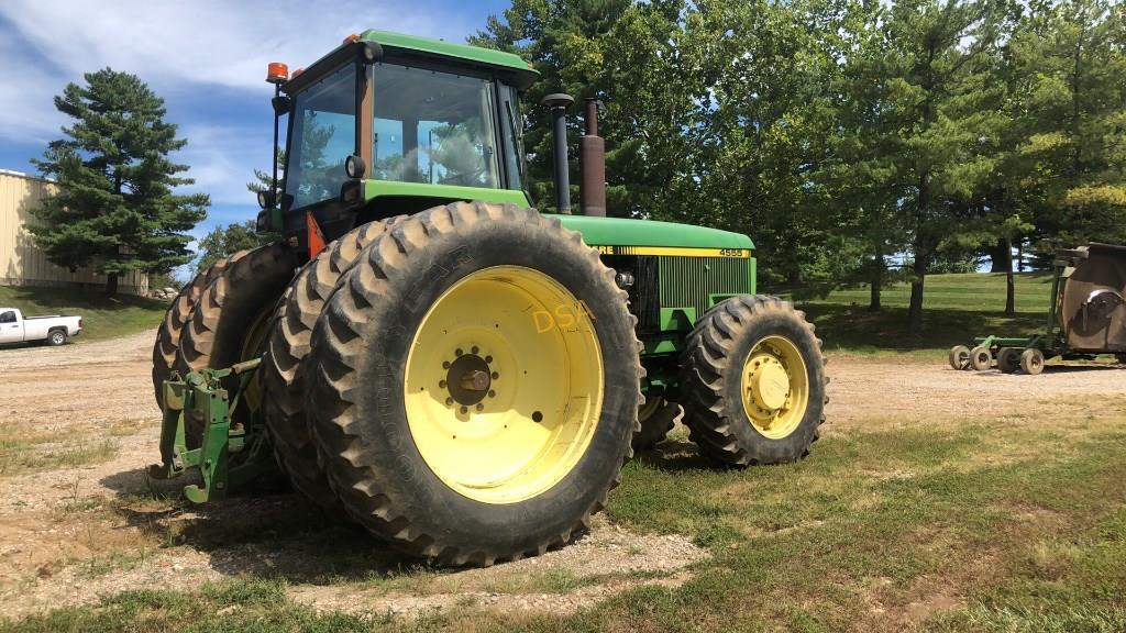 John Deere 4555 AG Tractor,