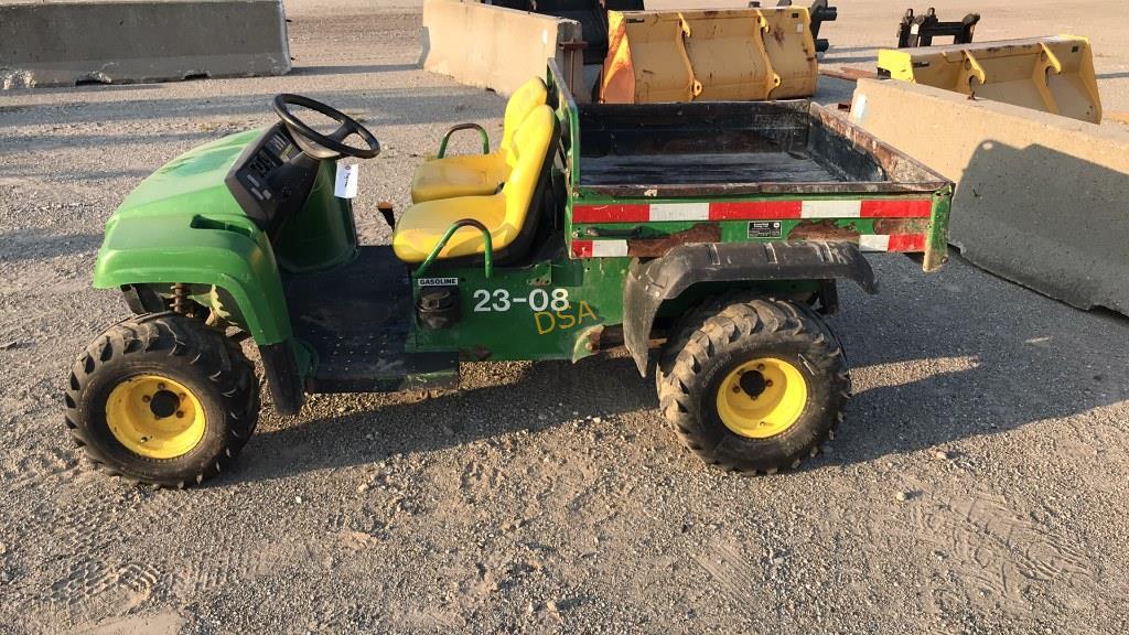 John Deere Gator,