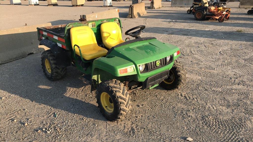 John Deere Gator,