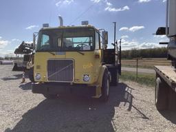 1995 White Gmc WX PEDITOR Bridge Truck,