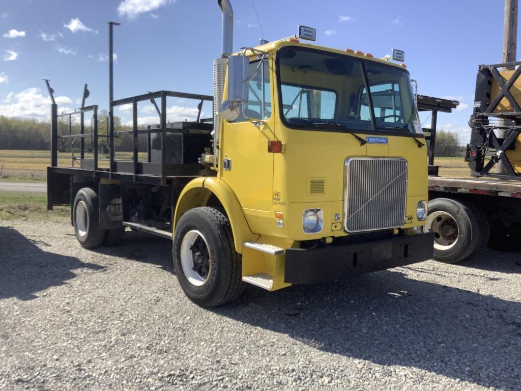 1995 White Gmc WX PEDITOR Bridge Truck,