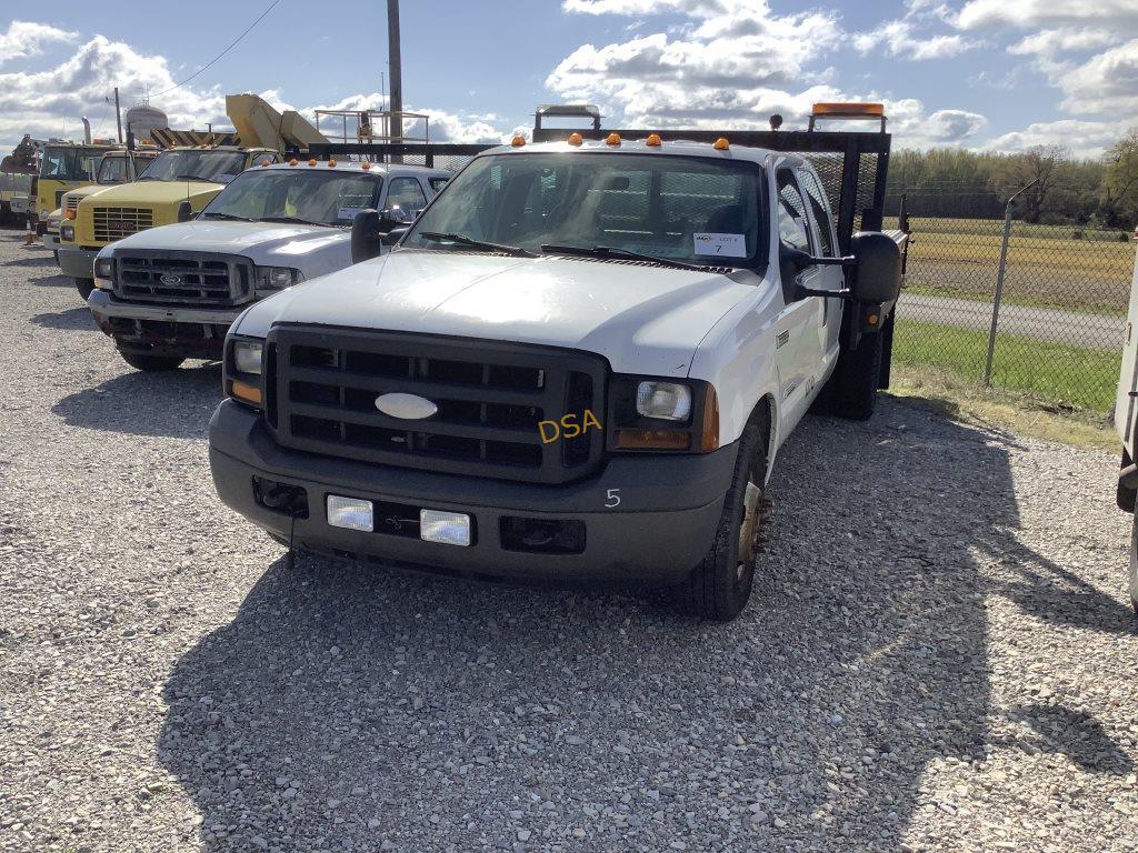 2006 Ford F350 Flatbed Truck,