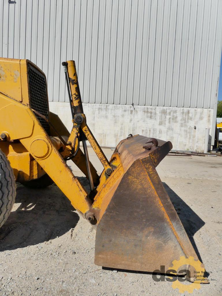 1988 Deere 410C Loader Backhoe, S/N T0410CB750359, Canopy, Turbo, Meter Reads 8,283 Hours