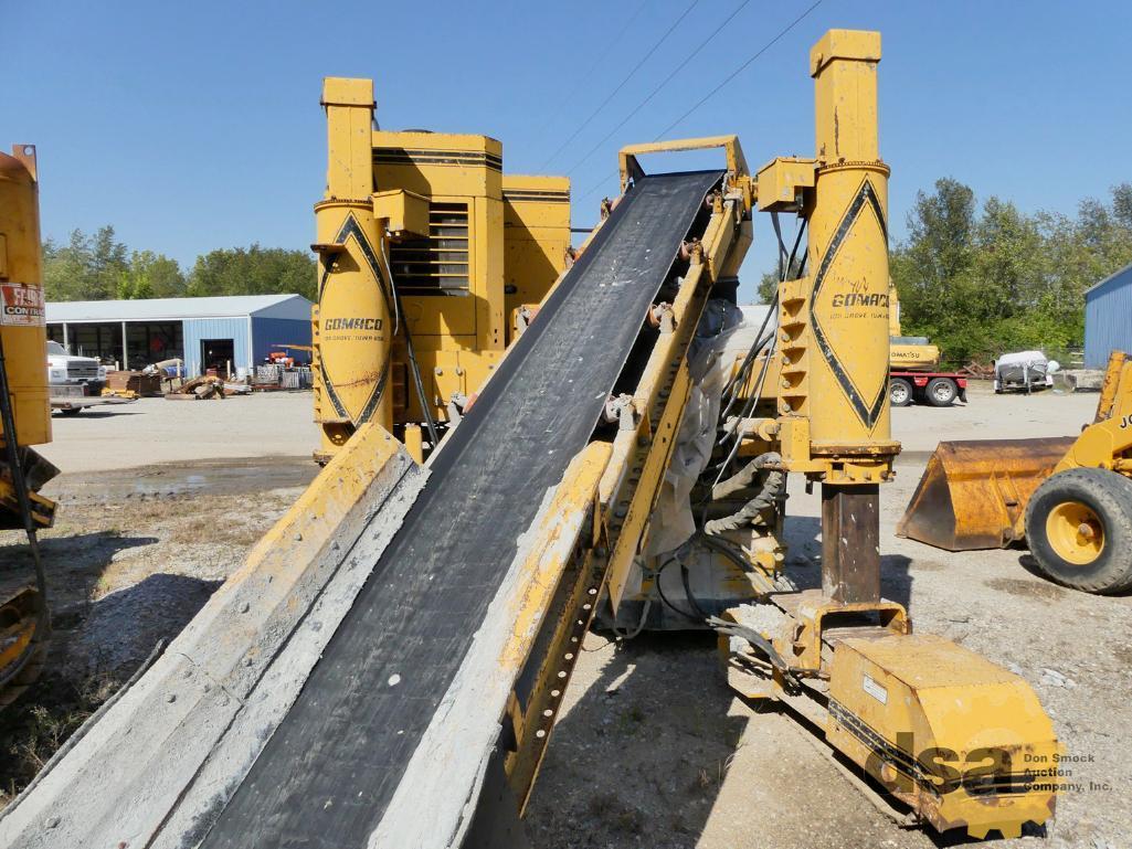 1996 Gomaco GT3600 Curb Machine, Includes 9 Pans, Meter Reads 3,451 Hours