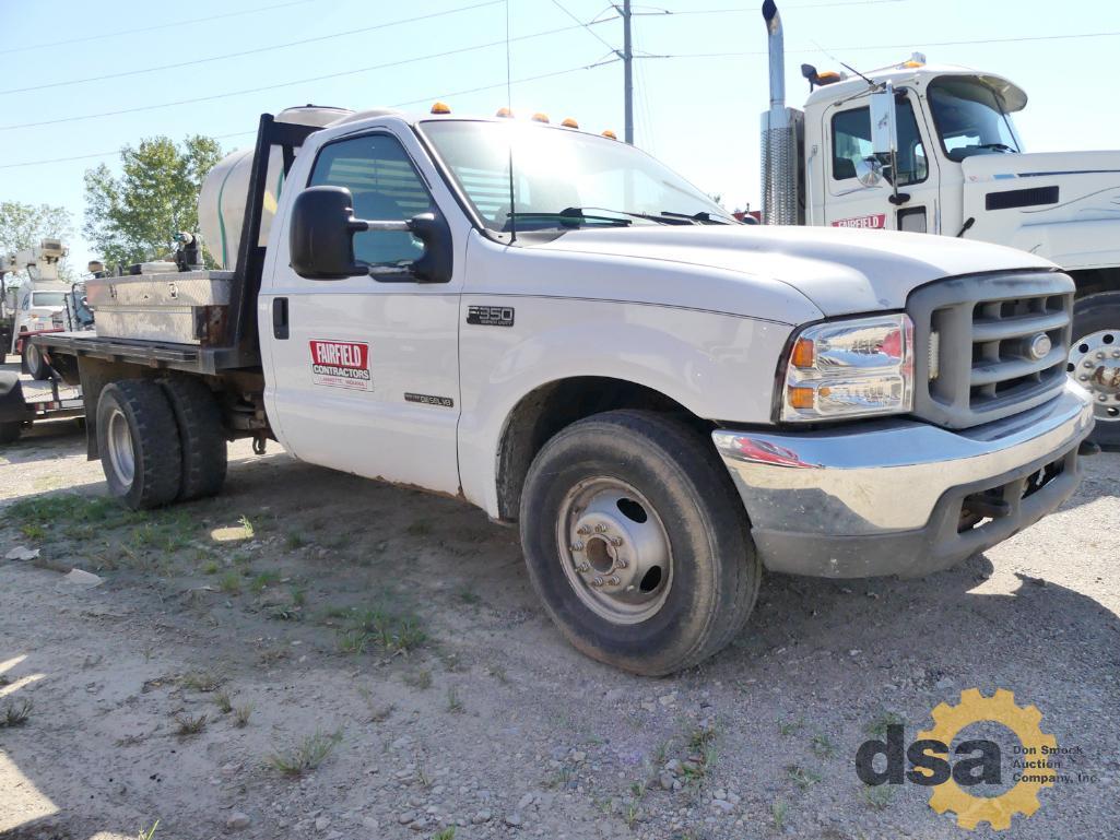 2000 Ford F350XL Super Duty Flatbed Truck, VIN 1FDWF36FXYEC24750, Gas, Automatic Transmission