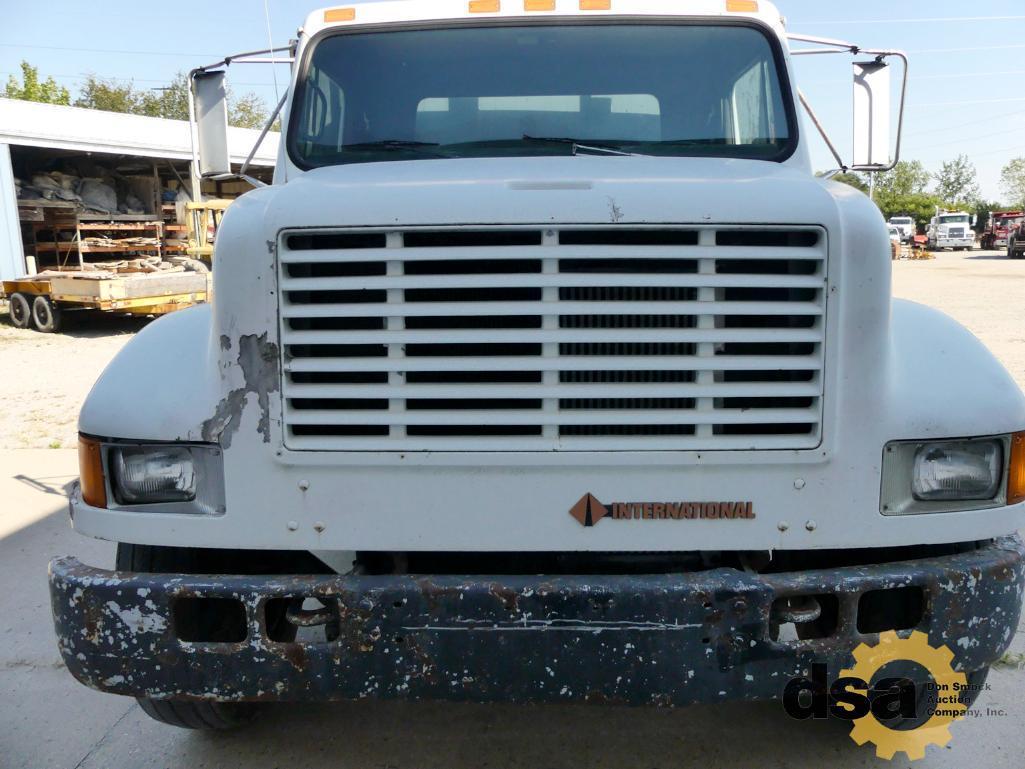 1990 International 4700 Flat Bed Dump Truck, VIN# 1HTSCNEPXLH288542, Cummins 5.9L Diesel, 6 Speed Tr