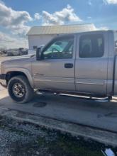 2006 Chevy 2500 HD Extended Cab Pickup Truck