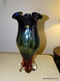 (FR) EGGERMAN LARGE ART GLASS VASE SIGNED CZECH REPUBLIC, 14''H, IN GREAT CONDITION