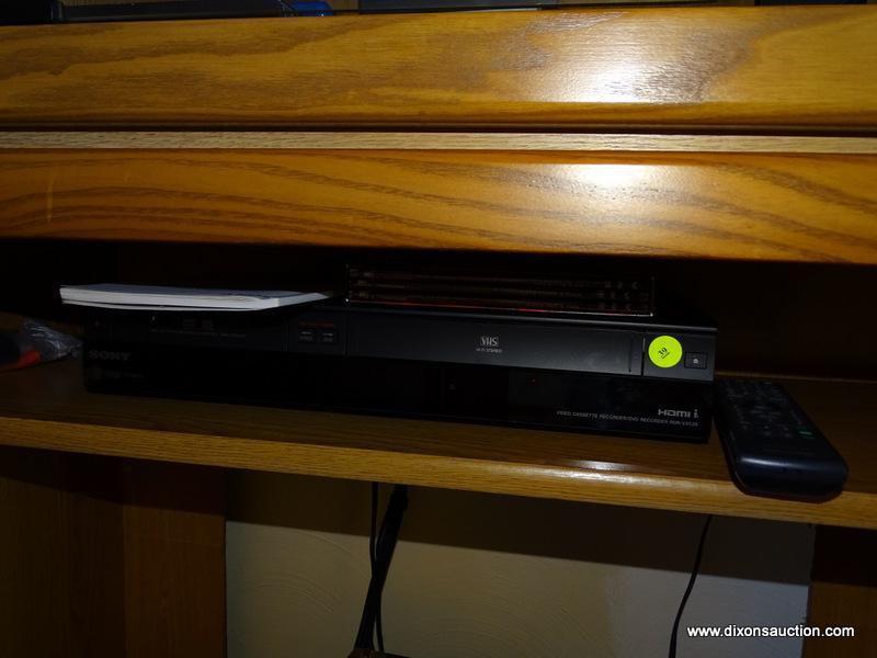 (FR) SONY DVD/VHS VIDEO RECORDER, RDR-VX535 HAS REMOTE CONTROL, INCLUDES A PAIR OF SONY SPEAKERS