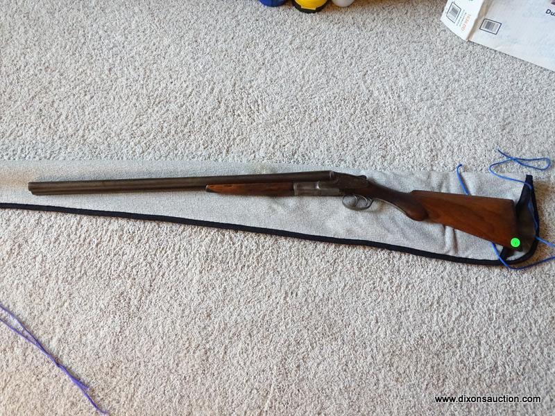 LC. C SMITH FIELD GRADE. 12 GAUGE DOUBLE BARREL. MADE BY HUNTER FIRE ARMS. HAS CASE