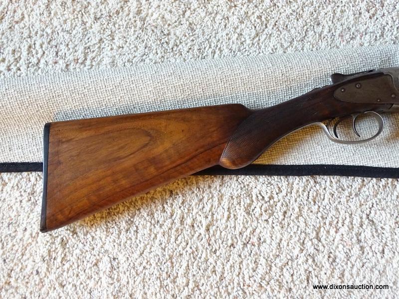 LC. C SMITH FIELD GRADE. 12 GAUGE DOUBLE BARREL. MADE BY HUNTER FIRE ARMS. HAS CASE