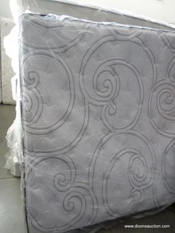 NEW SERTA KING SIZE ICOMFORT HYBRID OBSERVER SERIES MATTRESS & SPLIT BOX SPRING SET. (THIS ITEM IS