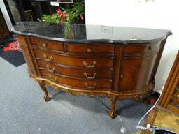 (A1) VERY NICE CONTEMPORARY MAHOGANY WITH BLACK MARBLE TOP BALL AND CLAW SIDE BOARD. SERPENTINE