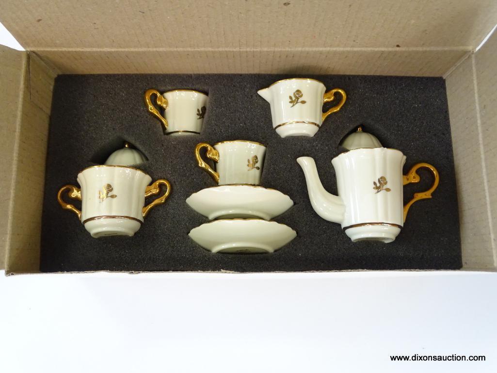 LENOX 9 PIECE MINIATURE TEA SET. ITEM# 084667. WOULD MAKE A PERFECT HOLIDAY GIFT!