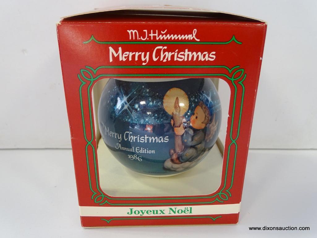 HUMMEL ANNUAL EDITION 1986 CHRISTMAS ORNAMENT. IN THE ORIGINAL BOX.