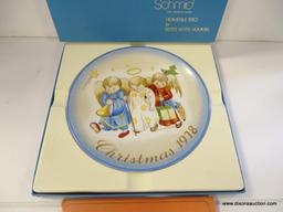 CHRISTMAS 1978 "HEAVENLY TRIO" BY SISTER BERTA HUMMEL EIGHTH LIMITED EDITION COLLECTOR'S PLATE. IN