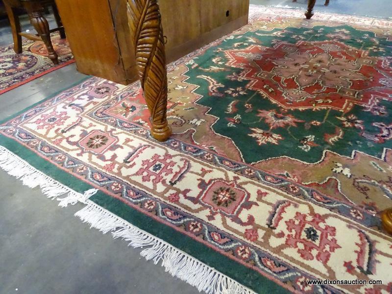 (SEC A) HANDMADE HERIZ RUG IN GREEN AND IVORY: 8' 1"x9' 10". ESTIMATED VALUE $1,500