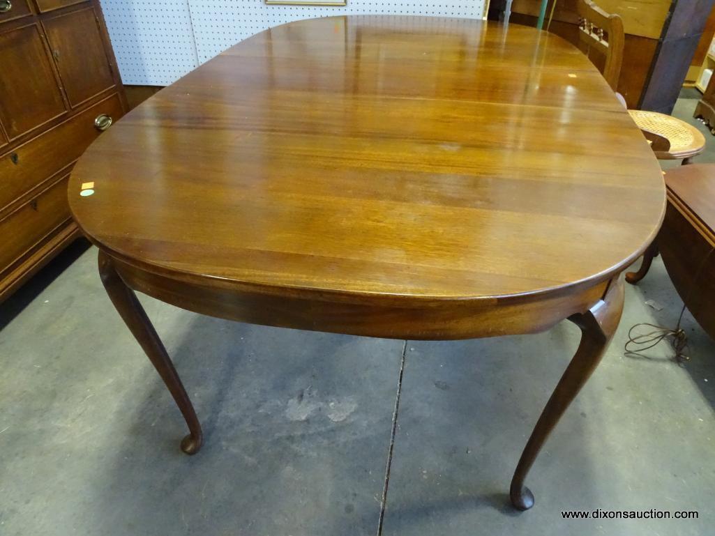 (SEC B) SOLID MAHOGANY CRAFTIQUE QUEEN ANNE DINING TABLE WITH 3 LEAVES. LEAVES ARE 12" WIDE EACH.