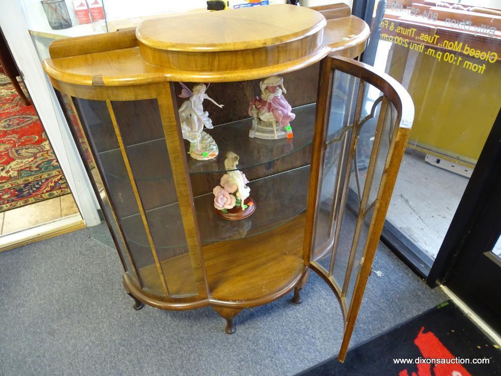 (SEC A) VINTAGE MAHOGANY QUEEN ANNE BOWFRONT AND BOWSIDE CURIO CABINET: 41"x16"x49". HAS 1 MINOR