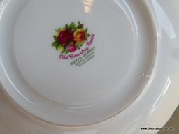 (K) OVER TOP OF THE REFRIGERATOR, ROYAL ALBERT OLD COUNTRY ROSES CHINA. 10 DINNER PLATES, 12