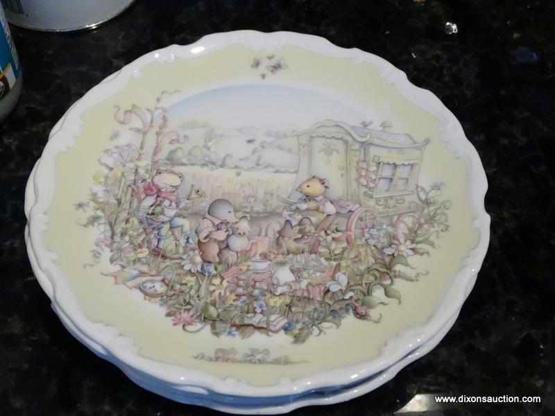 (K) 6 ROYAL DOULTON COLLECTOR PLATES. FROM THE WIND IN THE WILLOWS. 1980S.