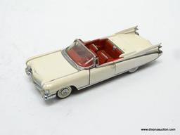 FRANKLIN MINT 1950'S CADILLAC CONVERTIBLE. 1:43 SCALE.
