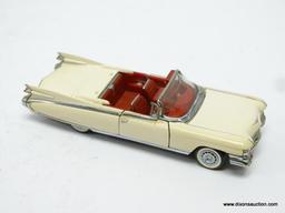 FRANKLIN MINT 1950'S CADILLAC CONVERTIBLE. 1:43 SCALE.