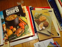 (FR) APPROXIMATELY 19 COOKBOOKS