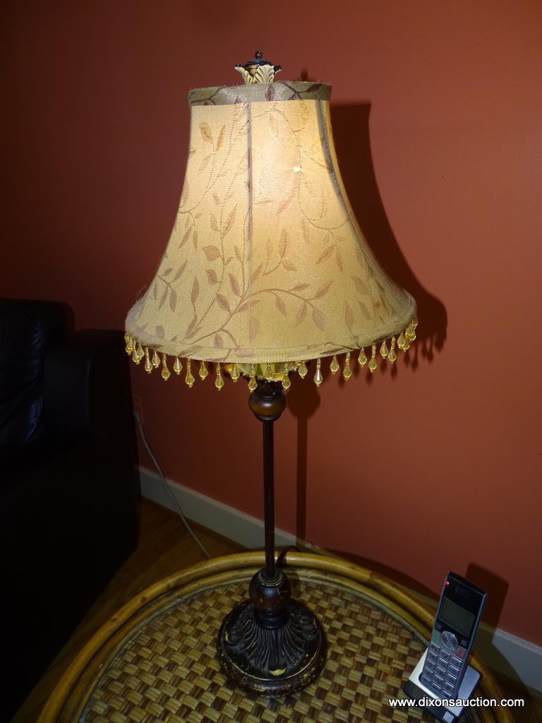 (FR) PAIR OF DECORATIVE COMPOSITION LAMPS WITH SILK SHADES AND BEADED TASSELS: 7"x30"