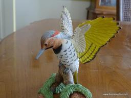 (DR) LENOX FINE PORCELAIN BIRD FIGURINE "NORTHERN FLICKER" (1997). IN EXCELLENT CONDITION WITH NO