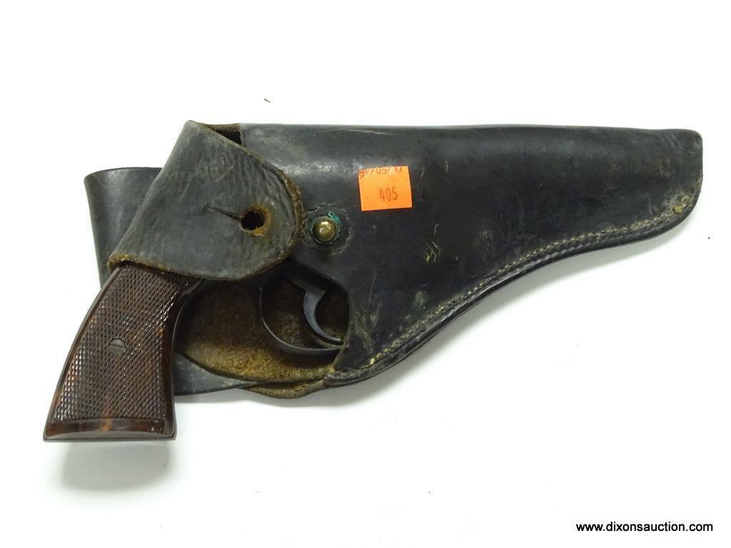 COLT'S MFG. CO. OFFICIAL POLICE .38 SPECIAL CTG SIX SHOT REVOLVER, S/N #790427. INCLUDES HOLSTER.