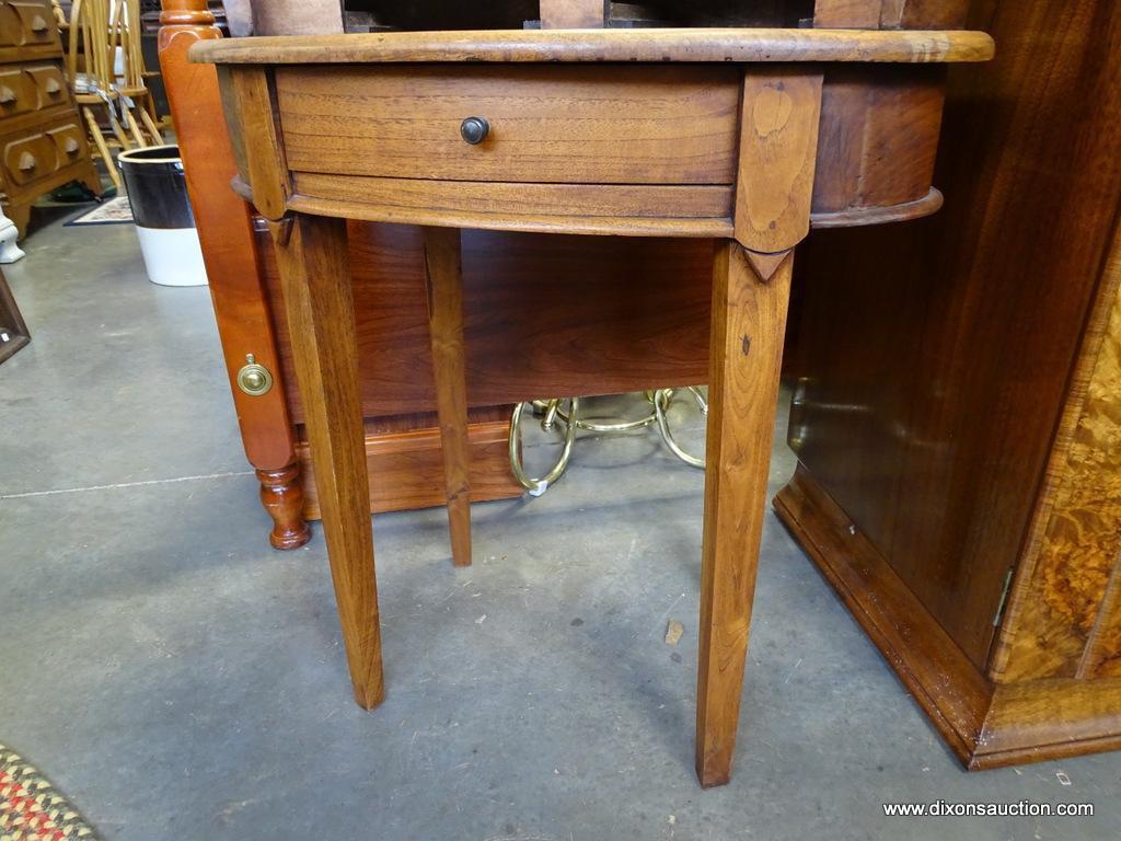 (A1) OVAL WALNUT 1 DRAWER TABLE WITH ELEVATED GALLERY. 28X19X34.5