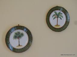 (DR) LOT OF 4 PALM TREE THEMED WALL HANGING PLATES: 7.5" DIA.