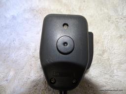 (B2) REALISTIC CB MICROPHONE, HAS DOWN AND UP BUTTONS ON THE TOP IN GOOD CONDITION