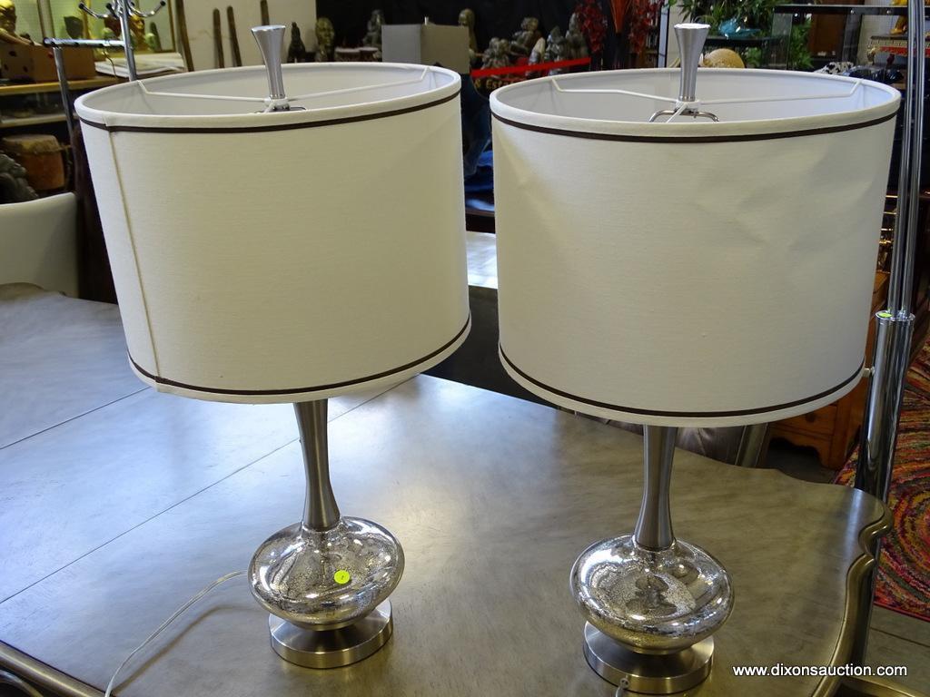 (ROW 2) PAIR OF SILVER MIRROR-FINISH WITH BRUSHED TRIM LAMPS, WHITE LINEN SHADE, 30" TALL, SHADE 16"