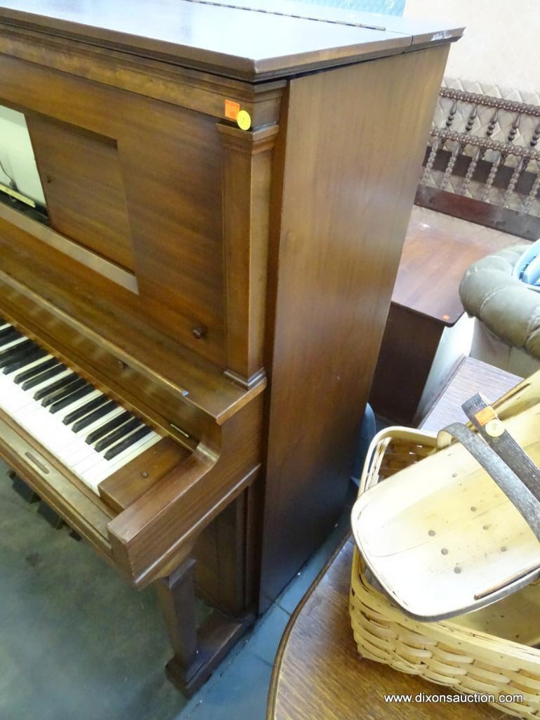 (R1) ANTIQUE AEOLIAN CO. NEW YORK, N.Y. MAHOGANY UPRIGHT DUO-ART PLAYER PIANO WITH IVORY KEYS. IN