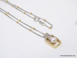 14KT WHITE GOLD DIAMOND AND PEARL PENDANT ON 18" CHAIN, 4.2 GMS