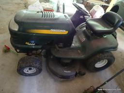 (SHED 1) CRAFTSMAN LT1000 HEAVY DUTY RIDING LAWN MOWER. MODEL 917.272761. HAS BAGGER ATTACHMENT