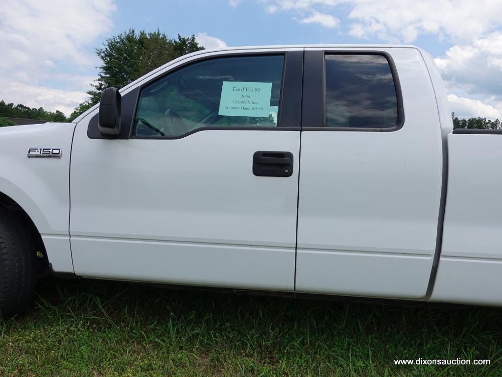 2006 FORD F-150 PICKUP TRUCK XLT 5.4 L. 3V TRITON 8 CYLINDER ENGINE, EXTENDED CAB WITH ACCESS DOOR