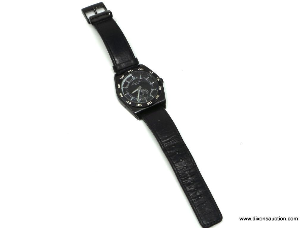 KENNETH COLE NEW YORK MEN'S BLACK ON BLACK QUARTZ MEN'S WRIST WATCH WITH ORIGINAL KENNETH COLE